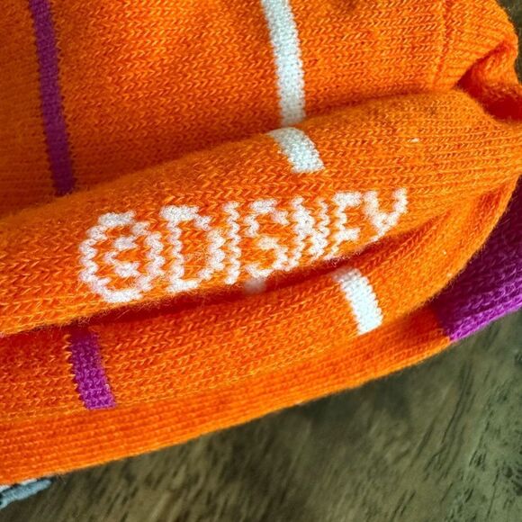 NWT Women’s 4 Pair Halloween Socks - Orange/Black - Dog Paw Socks - Picture 4 of 10